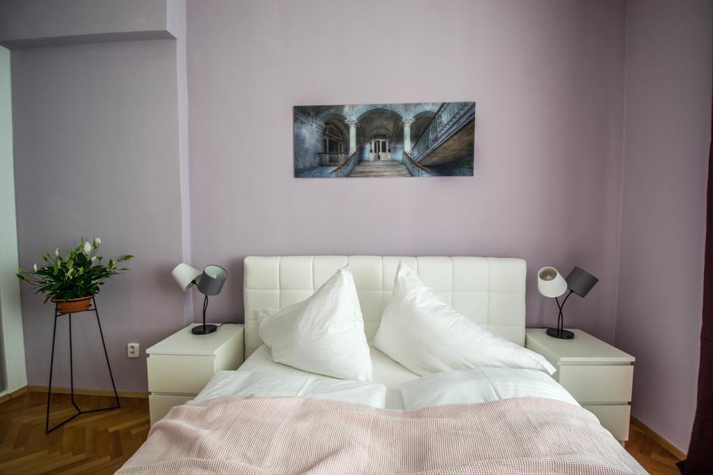 鲁特拉反射两卧室公寓 布拉格 外观 照片